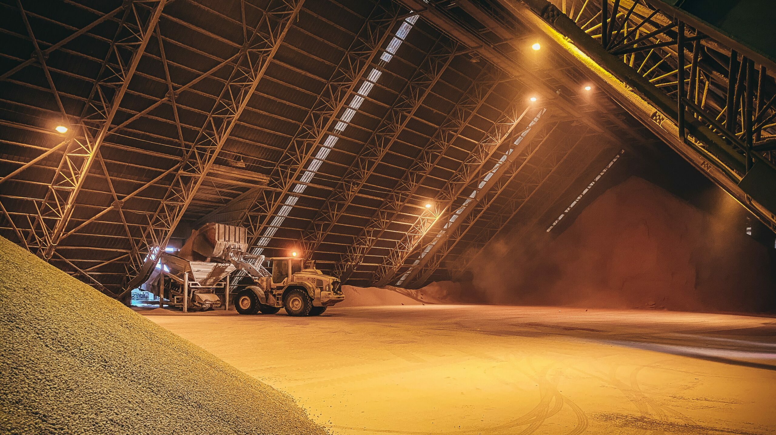 4_DRY BULK TST hala s sojo nakladanje 12.1.21 kristjan stojakovi†